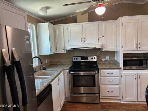 3901 E Pinnacle Peak Road, Phoenix, AZ 85050