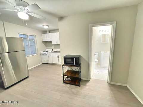927 S 35TH Avenue, Phoenix, AZ 85009