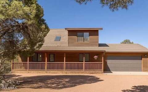2806 SKYHAWK Drive, Overgaard, AZ 85933