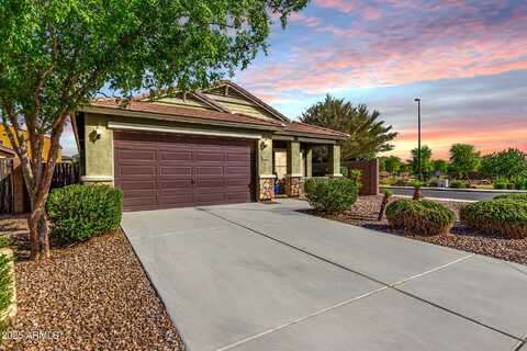 2597 E HICKORY Street, Gilbert, AZ 85298