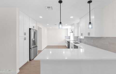 25644 S HOWARD Drive, Sun Lakes, AZ 85248