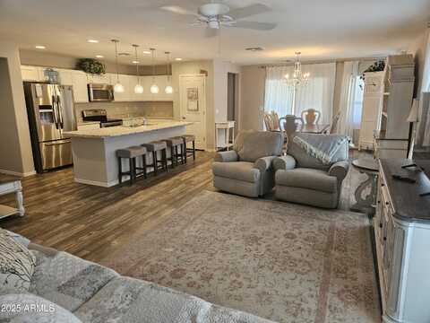 40872 W PORTIS Drive, Maricopa, AZ 85138
