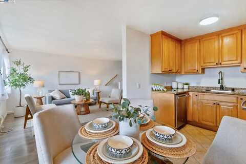 700 Fargo Ave, San Leandro, CA 94579