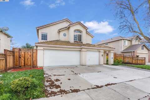 1450 Bluegrass Ln, Tracy, CA 95377