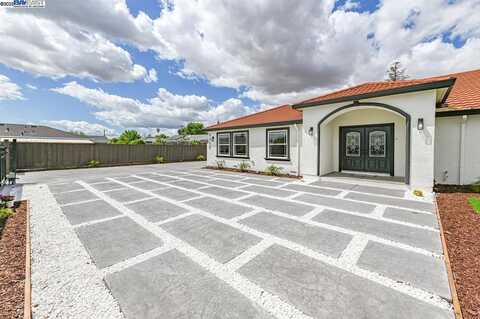 3370 Gardella Plz, Livermore, CA 94551