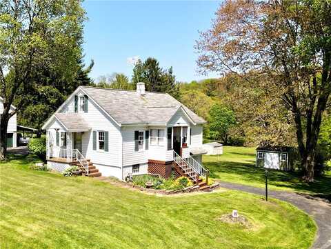 825 Saxonburg Rd, Jefferson, PA 16002