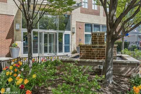 645 N. KINGSBURY Street, Chicago, IL 60654