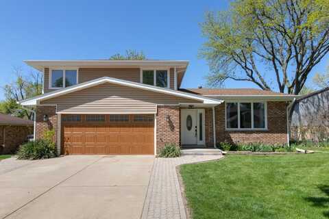 12 James Drive, Westmont, IL 60559