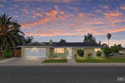 2716 Bladen Street, Bakersfield, CA 93309