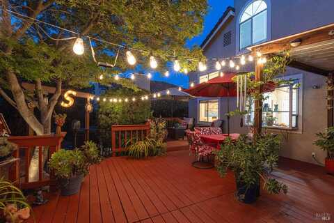 2130 Camenson Street, Napa, CA 94558