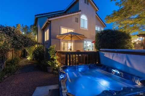 2130 Camenson Street, Napa, CA 94558