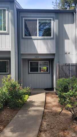 2315 Cross Avenue, Santa Rosa, CA 95401