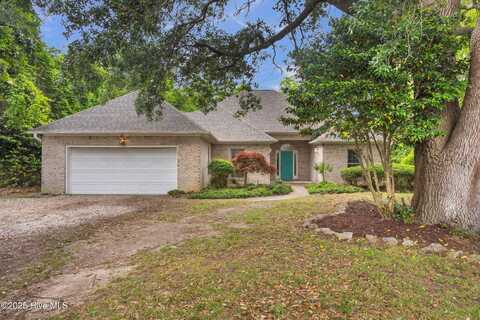 707 Brown Pelican Lane, Hampstead, NC 28443