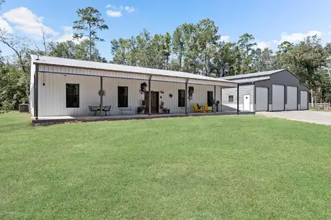 8872 S SH 62, Buna, TX 77612
