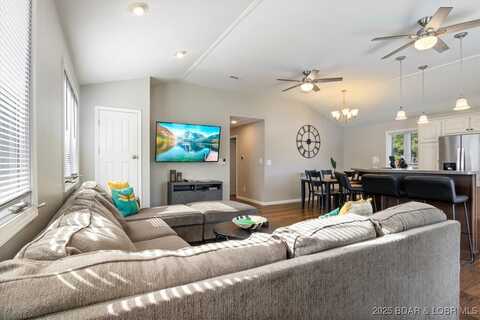 30382 Peony Road, Gravois Mills, MO 65037