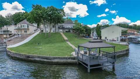 34 Ginger Point, Lake Ozark, MO 65049
