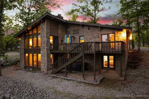 134 Twin Oaks Drive, Lake Ozark, MO 65049