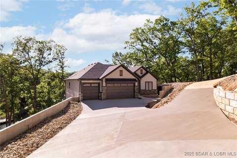 61 Eagle Crest Road, Lake Ozark, MO 65049