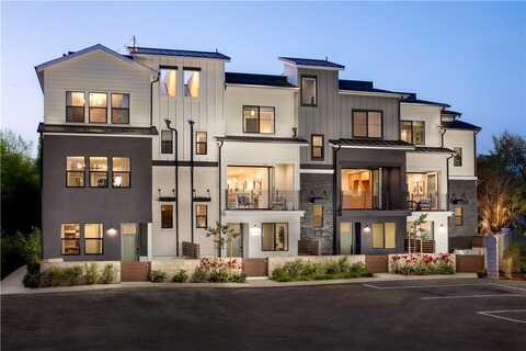 19070 Holly Ln., Huntington Beach, CA 92648