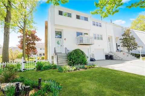 40 Kyle Court, Staten Island, NY 10312