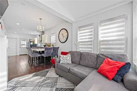 29 Bogardus Street, Brooklyn, NY 11235