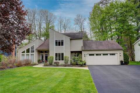 41 Hunters Pointe, Perinton, NY 14534