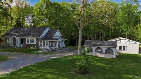 978 Quaker Road, Aurora, NY 14052