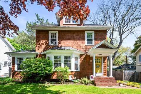 98 Bristol Avenue, Irondequoit, NY 14617