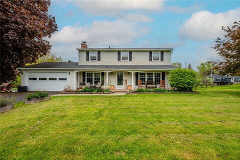 6 Whippletree Road, Perinton, NY 14450
