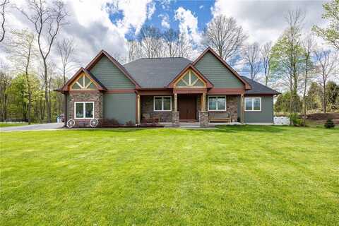 25 Forest Ridge Trail, Parma, NY 14559