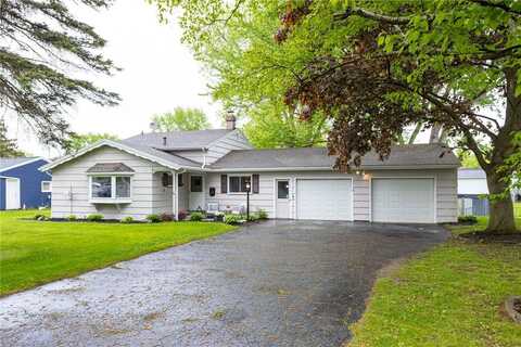 24 Emeralda Road, Gates, NY 14624