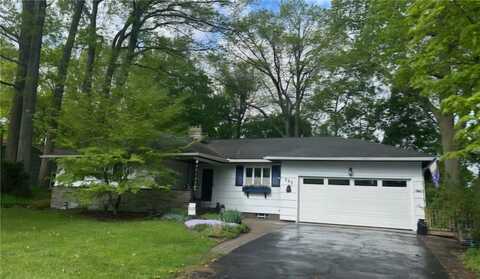 225 Brookview Drive, Irondequoit, NY 14617