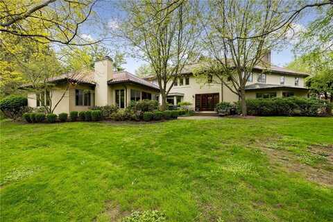 17 Woodbury Pl Place, Pittsford, NY 14618