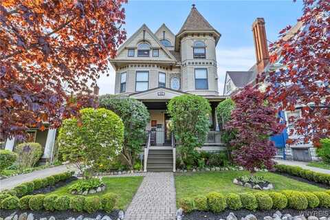 48 Crescent Avenue, Buffalo, NY 14214