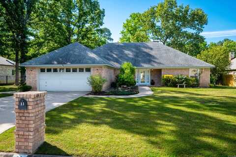 11 Blue Mountain Drive, Maumelle, AR 72113