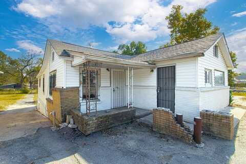 4704 E Broadway Street, North Little Rock, AR 72117
