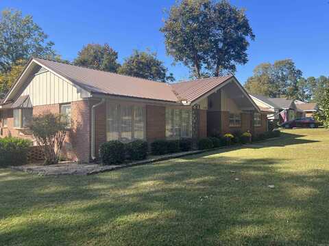 728 N 5Th Ave, Piggott, AR 72454