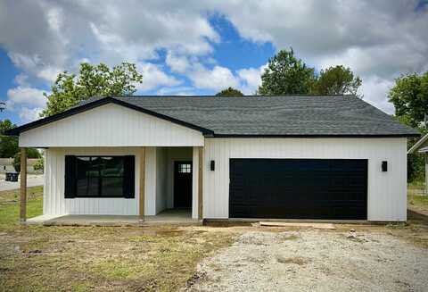 140 E Holder Street, Walnut Ridge, AR 72476