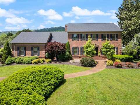 807 Dennis Avenue, Jasper, TN 37347