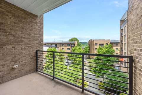 200 Manufacturers Road, Chattanooga, TN 37405