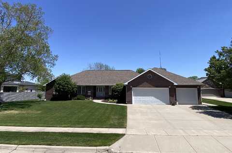 1951 W Camino Real, Columbus, NE 68601
