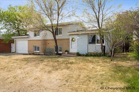 6818 WINDSOR BLVD, Cheyenne, WY 82009