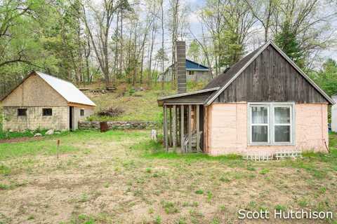 16103 PRETTY LAKE DRIVE, MECOSTA, MI 49332