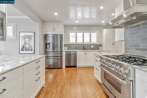 5411 Garvin Ave, Richmond, CA 94805