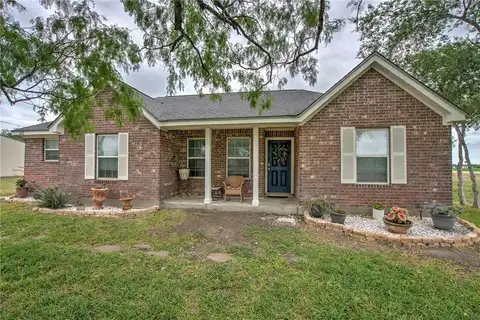 202 Voekel Avenue, Orange Grove, TX 78372