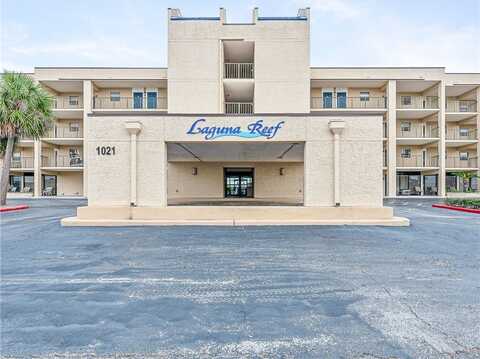 1021 S Water Street, Rockport, TX 78382