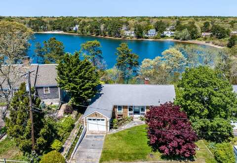 8 Paradise Path, Harwich, MA 02645