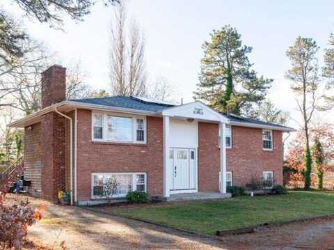 2 Davidson Avenue, South Dennis, MA 02660