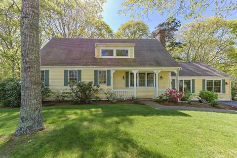53 Settlers Lane, East Dennis, MA 02641