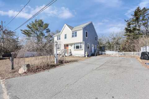 9 Marilyn Road, Bourne, MA 02532